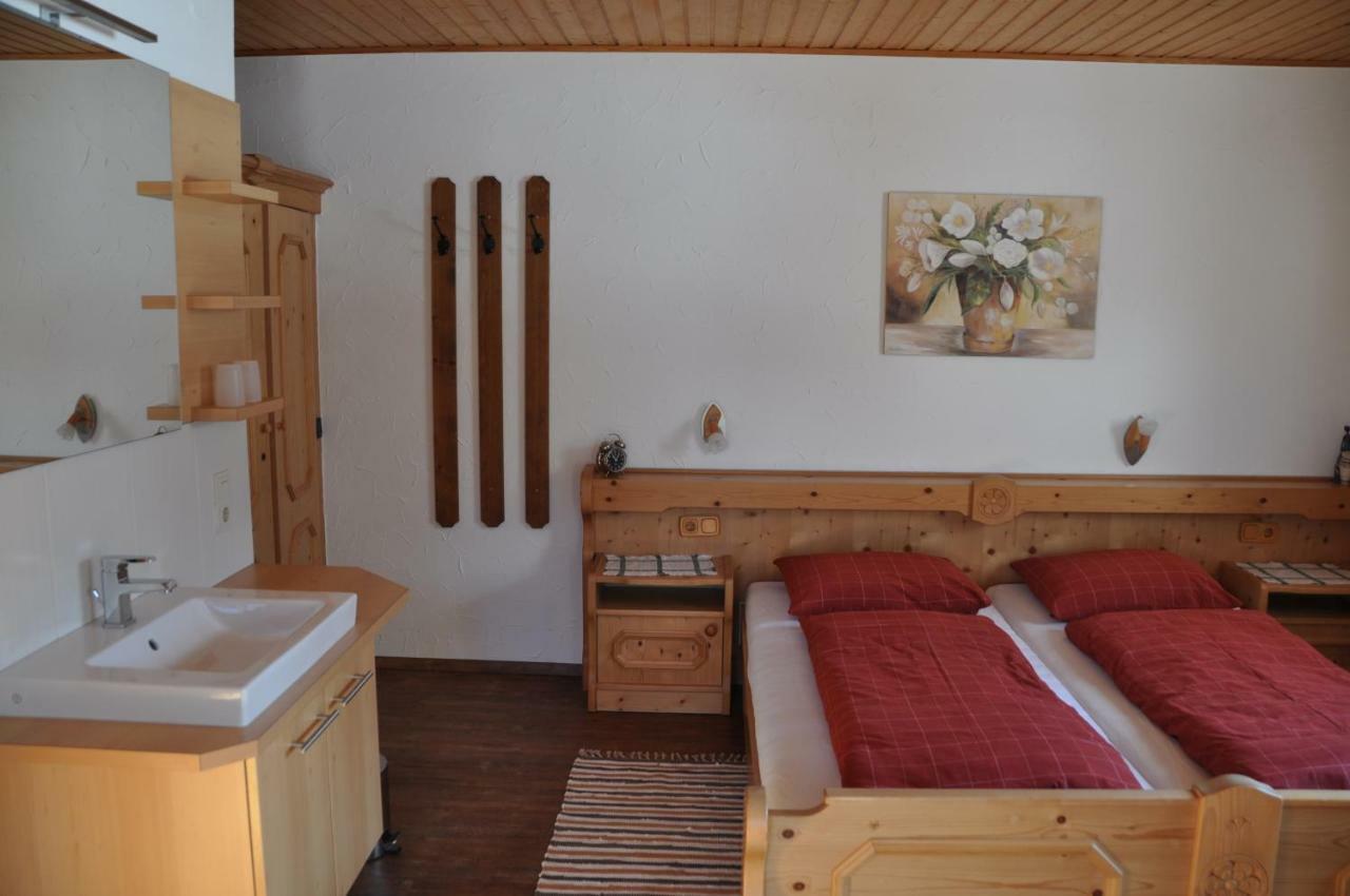 Haus Taumberger Apartamento Sankt Jakob in Defereggen Exterior foto